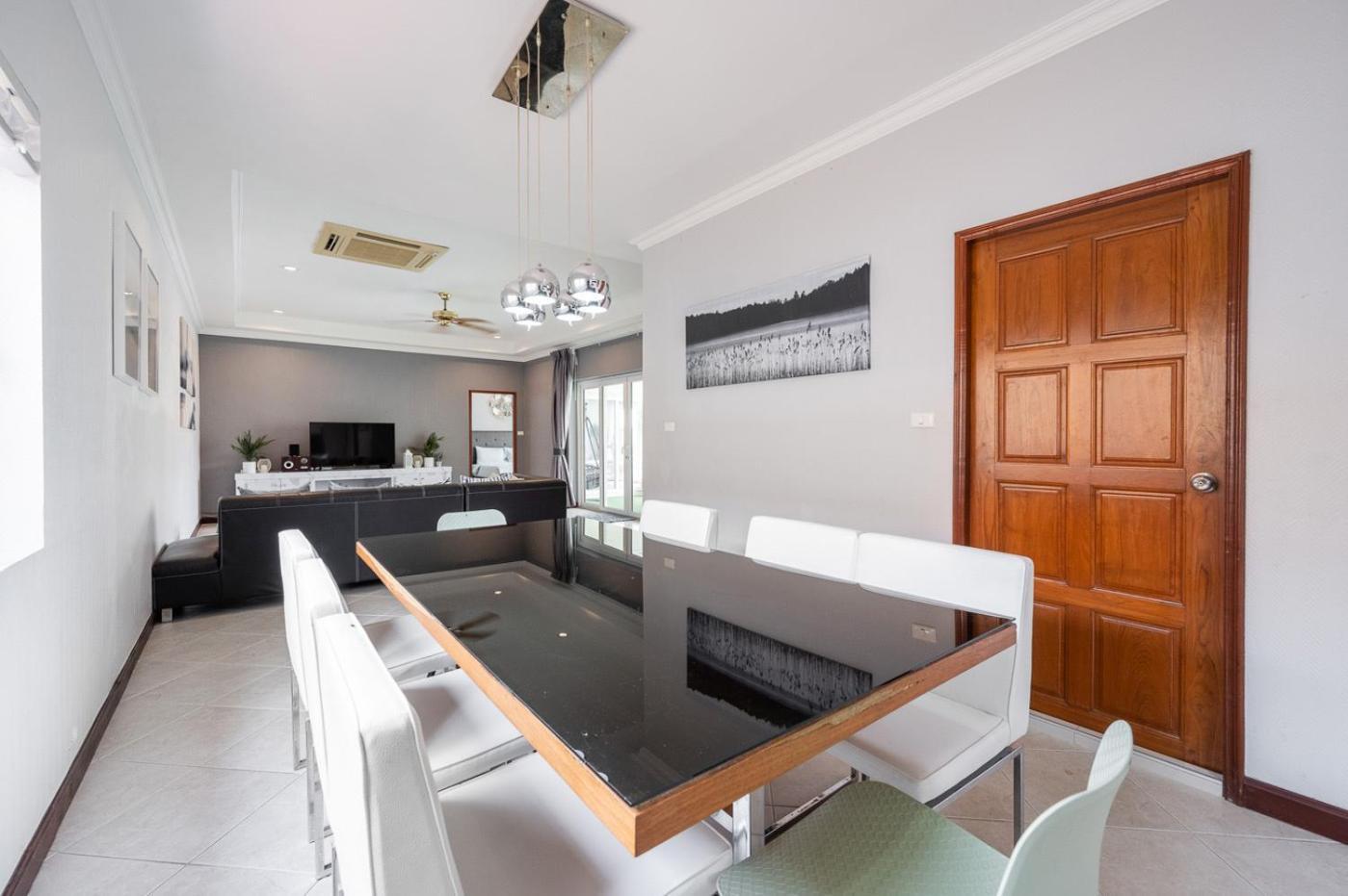 Majestic Residence Pool Villas 3 Bedrooms Private Beach Паттая Екстер'єр фото